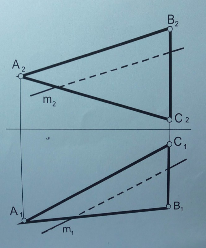 Точка пересечения прямой m с плоскостью ∆ABC. Определение видимости прямой.